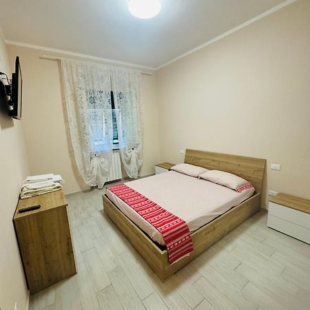 Апартаменти Casa Ayden Ліворно Екстер'єр фото